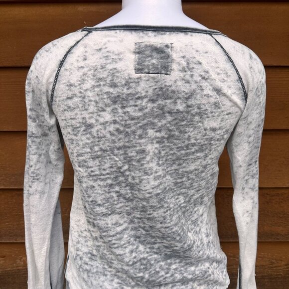Billabong Grey Stone Wash Tribal Heart Shirt Size S - Picture 7 of 9